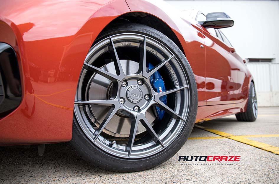 BMW M1 SF04 MATTE BLACK